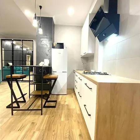 Stylish Apartment In The Historic Center Chernihiv Exterior photo